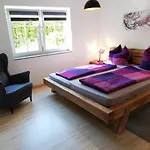 Am Waldrand Lägenhet Kalletal
